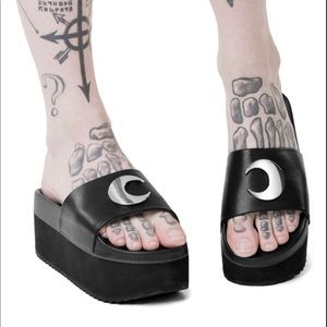 Killstar Dark Moon Slides